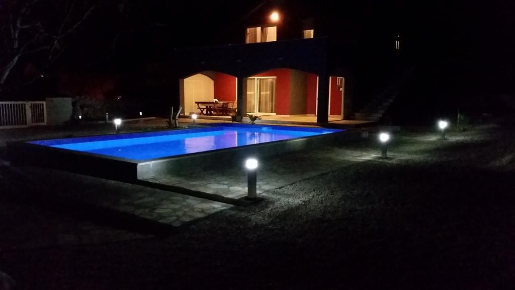 Apartamento House With Swimming Pool Blue Diamond Povljana Exterior foto