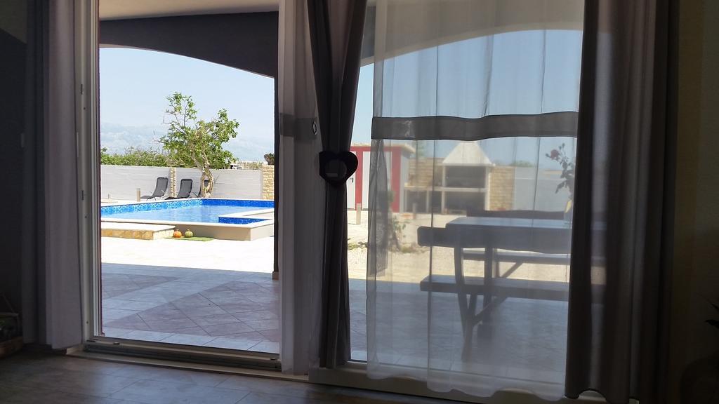 Apartamento House With Swimming Pool Blue Diamond Povljana Exterior foto